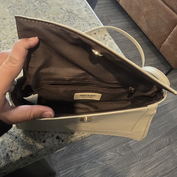 Matt and nat purse - Picture 3 of 3
